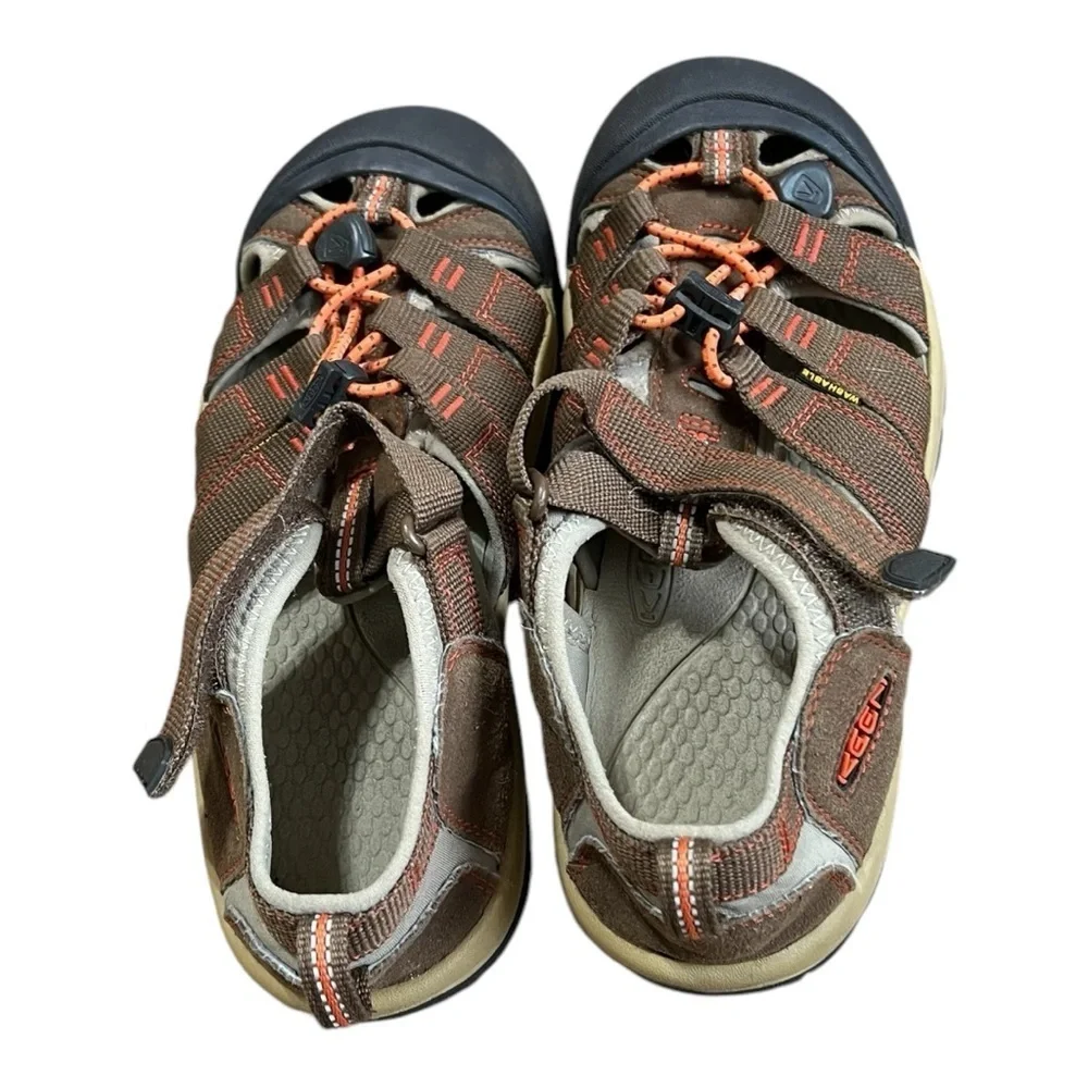 Keen Unisex-child Newport H2 Closed Heel Brown/Orange Size 5